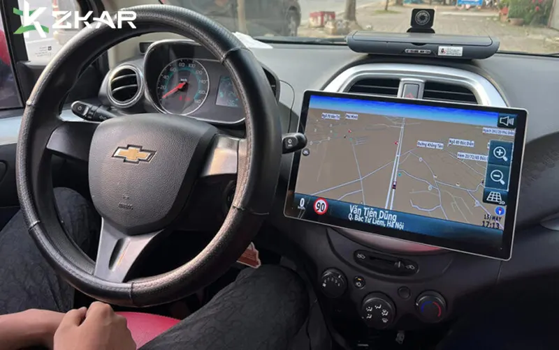 Địa Chỉ Lắp Đặt Màn Android 13 Inch Xe Chevrolet Spark Uy Tín Tại Sài Gòn