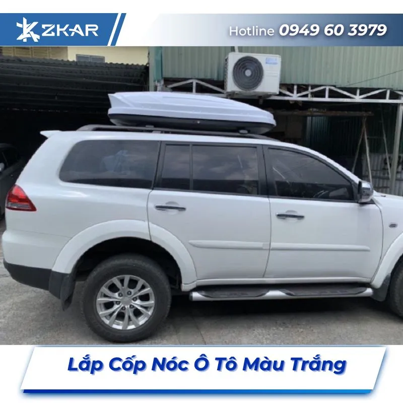 Lắp Đặt Cốp Nóc Ô Tô Màu Trắng Tại TPHCM