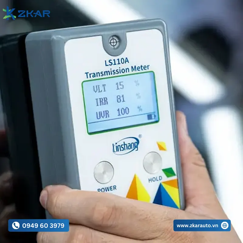 Quy Trình Dán Phim Cách Nhiệt Cho Hyundai Custin