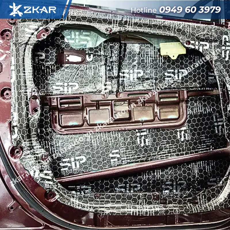 Địa Chỉ Dán Cách Âm Chống Ồn Ford Everest 2023 Chuyên Nghiệp Tại Sài Gòn