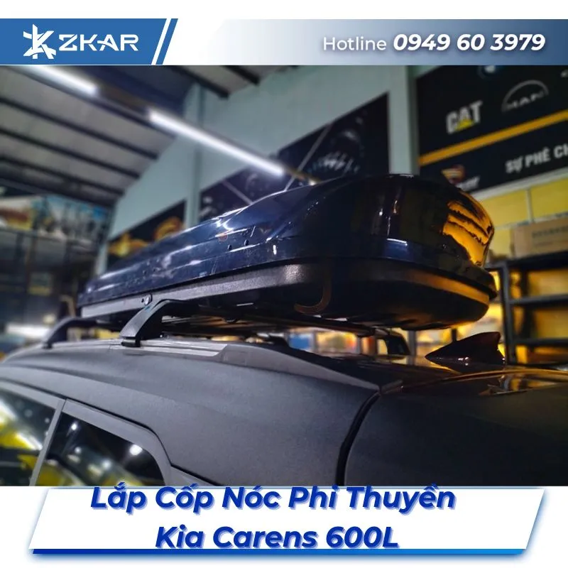 Lắp Đặt Cốp Nóc Phi Thuyền Kia Carens 600L Tại TPHCM