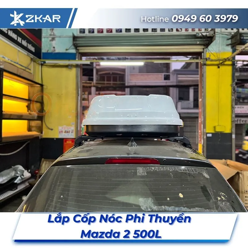 Lắp Đặt Cốp Nóc Phi Thuyền Mazda 2 500L Tại TPHCM