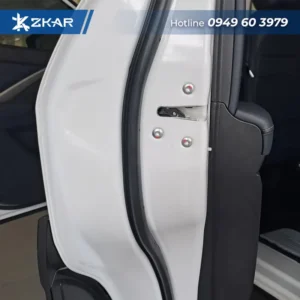 Mitsubishi Xpander Cross 2023 Lắp Cửa Hít Yagu