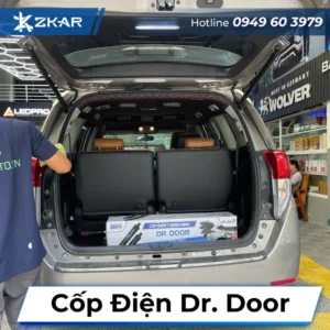 Lắp Cốp điện DR. Door cho Innova 2017