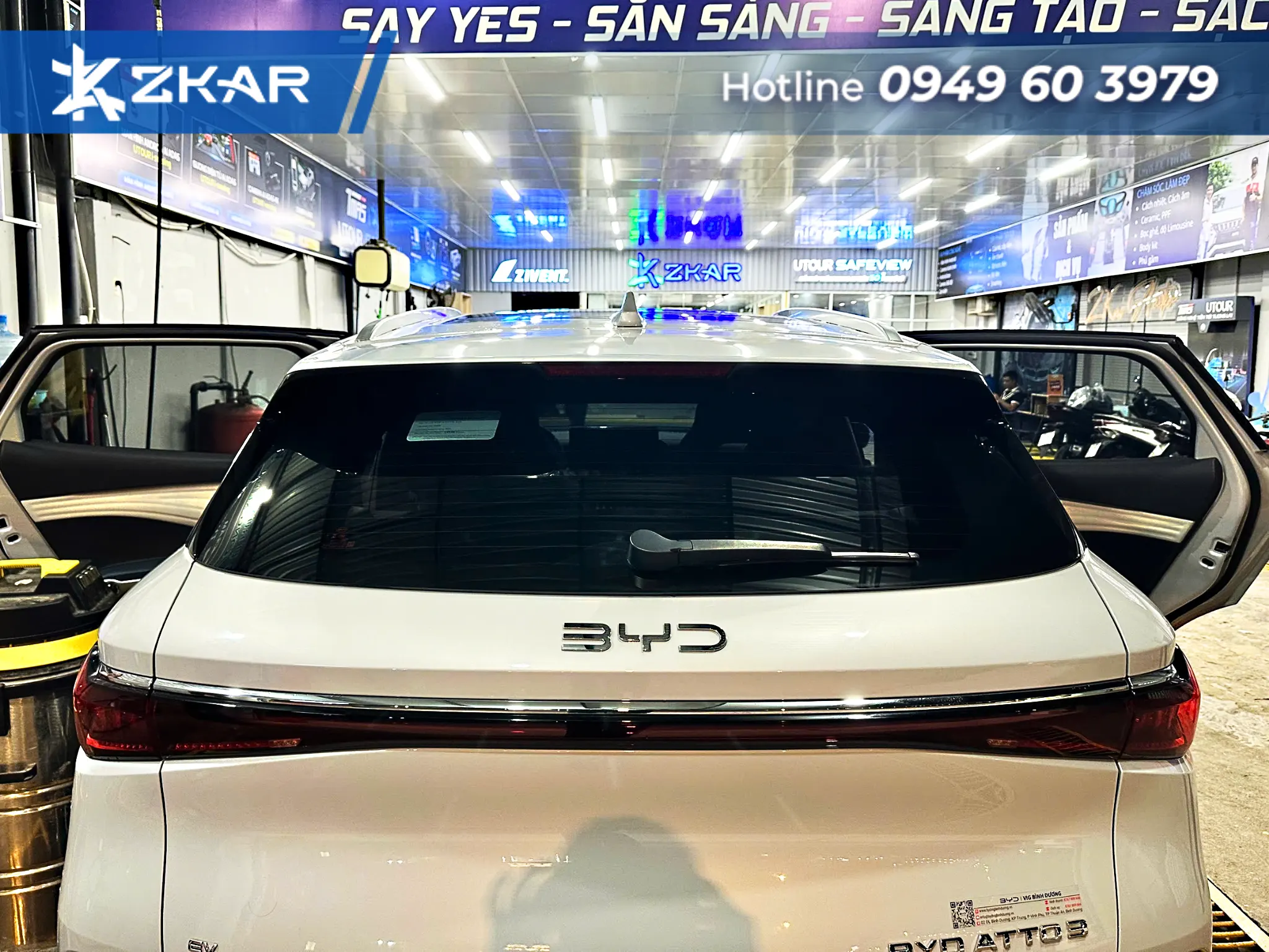 Địa Chỉ Dán Phim Cách Nhiệt Zivent Plus Cho Xe BYD Uy Tín Tại TP.HCM