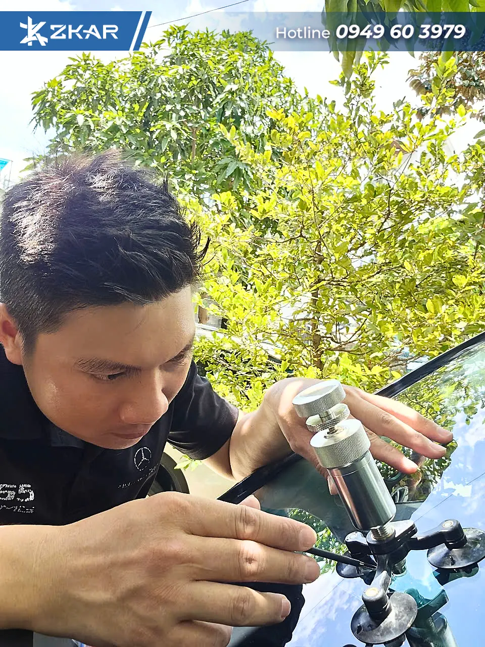Giá Vá Kính Xe Ô Tô Uy Tín Tại ZKar Auto