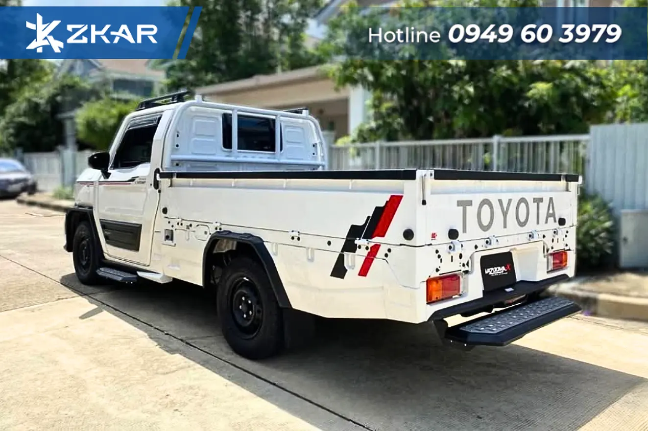Bodykit Vazooma-X Thái Lan ôm khít thân xe Hilux Champ 