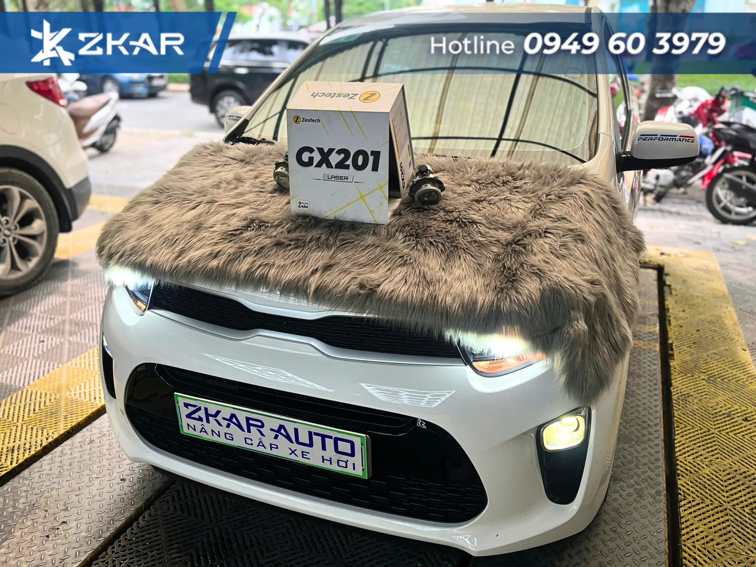 Địa chỉ gắn bi gầm gx201 cho xe kia morning uy tín tại sài gòn