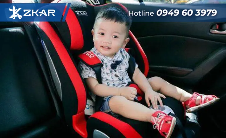 Ghế ngồi ô tô trẻ em sparco F1000k chính hãng