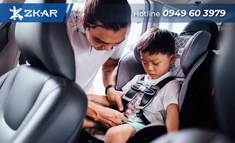 Quy định trang bị ghế an toàn trẻ em ô tô 2026 rất cần thiết