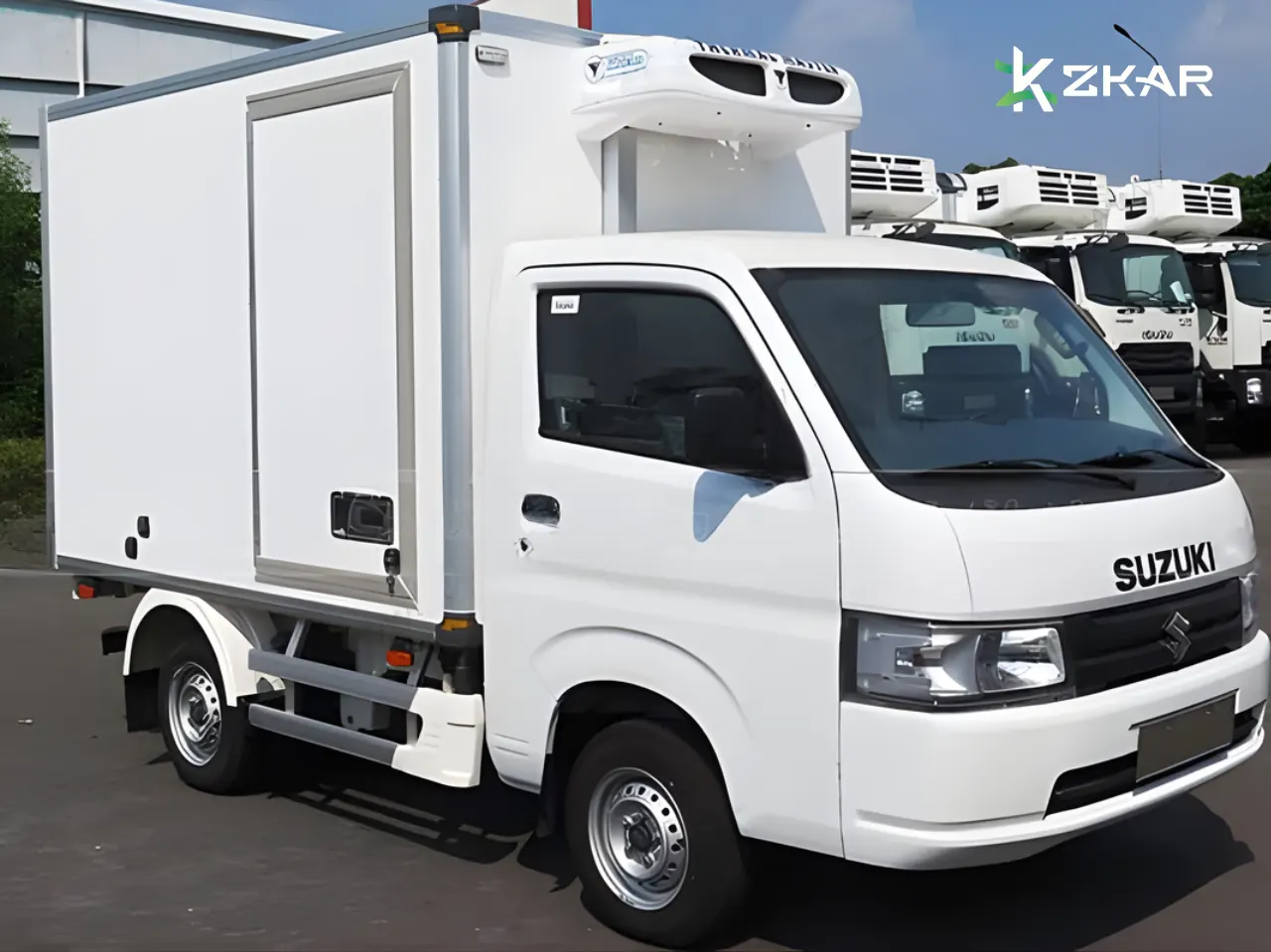 Suzuki Carry chiếm ưu thế hơn đối thủ nhờ vào khối động cơ mạnh mẽ