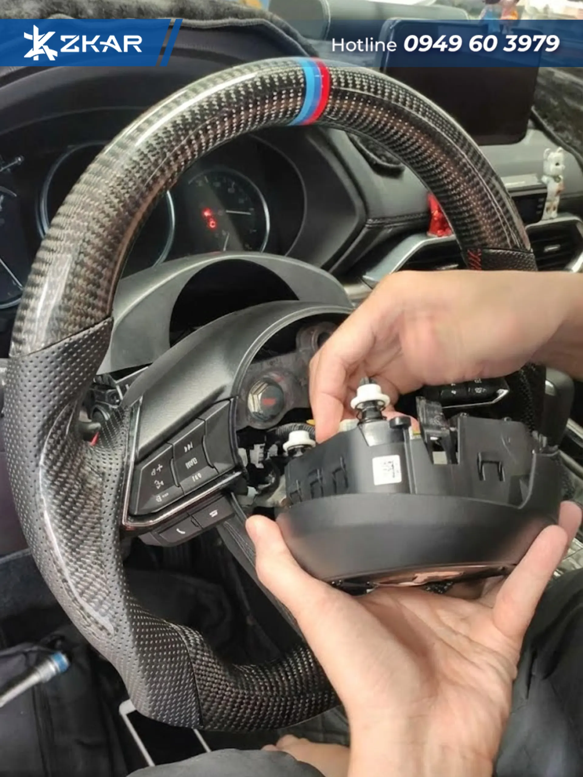 Quy trình lắp đặt vô lăng Carbon mazda
