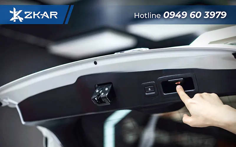 Cốp điện tự động đóng/mở xe mazda