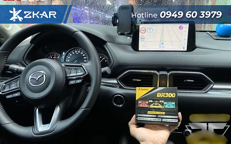 Giữ nguyên màn hình zin mazda