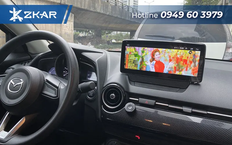 màn hình android xe mazda 2