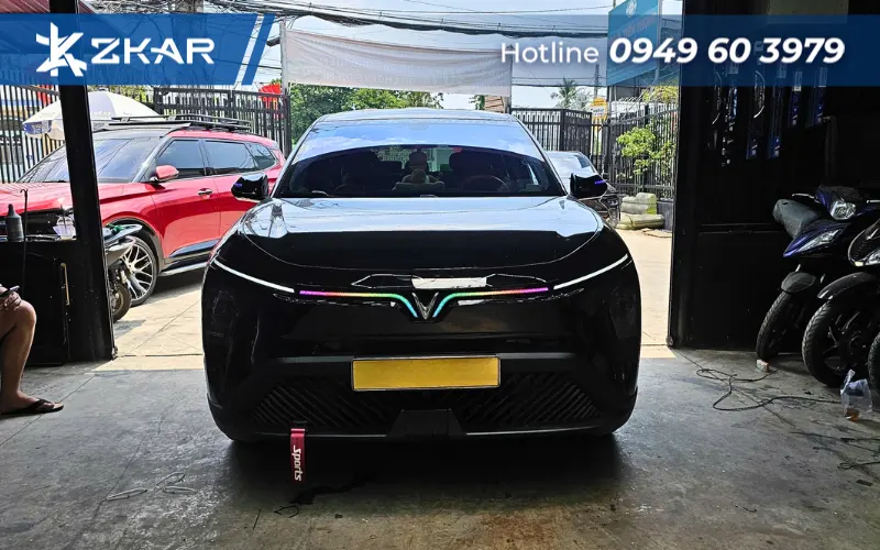 Lắp LED Cánh Chim Limo Green Chuẩn Zin Tại Gara