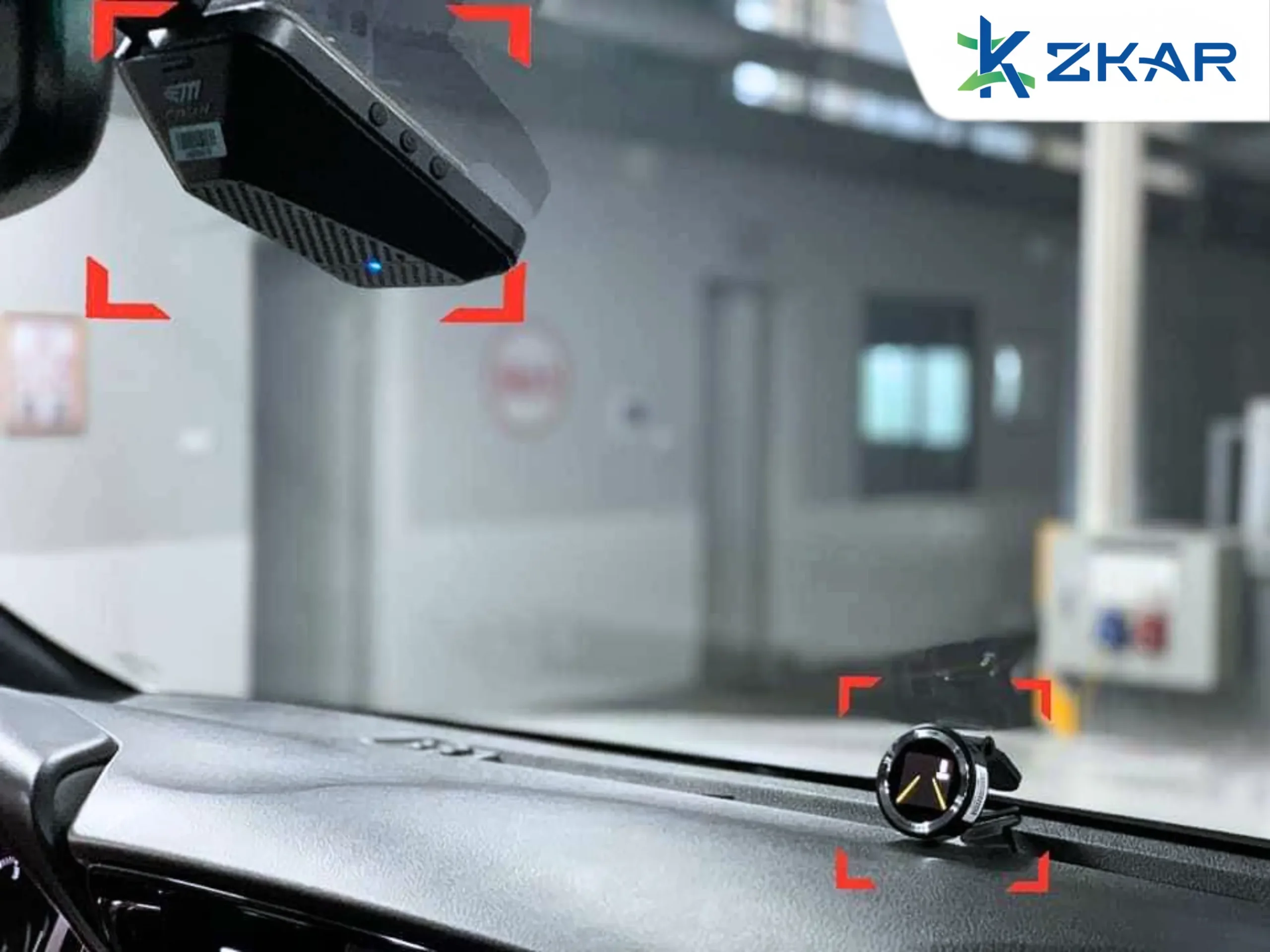 Hình ảnh thực tế cảnh báo va chạm Mobileye 630